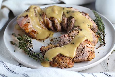 Easiest Roast Pork Gravy Recipe {No- Fail} - Talking Meals