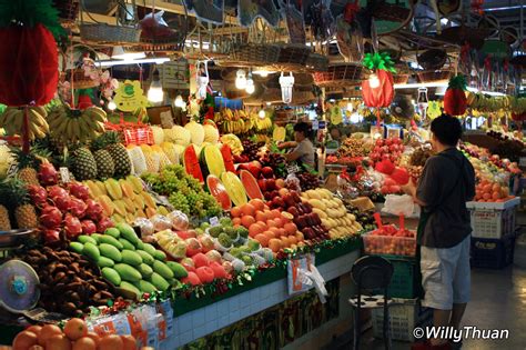 Banzaan Market in Patong Beach - PHUKET 101