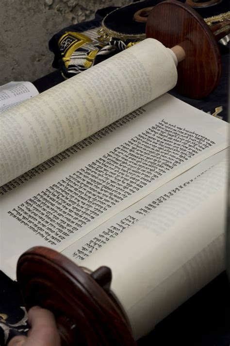 Sefer Torah (torah Scroll) Stock Photo - Image: 45102369