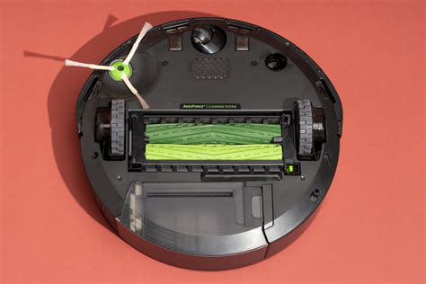 The 4 Best Robot Vacuums of 2023 | Reviews by Wirecutter