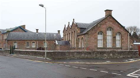 Delight as Highland Council guarantees funding for new St Clement's School in Dingwall and Park ...