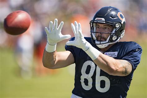 Bears TE Zach Miller Announces Retirement from NFL - yoursportspot.com