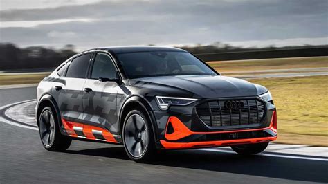 Audi e-tron S et e-tron Sportback S : 3 moteurs, plus de 500 ch