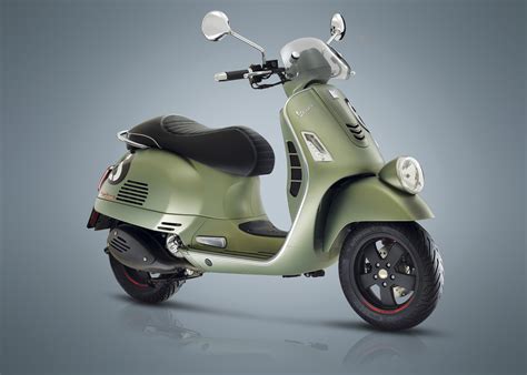 Naza Premira Introduces Vespa 946 (RED), Sprint Carbon and Sei Giorni - BikesRepublic.com