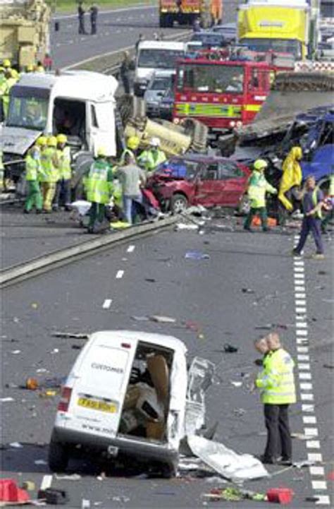 Fatal M1 crash, accident in pictures | London Evening Standard | Evening Standard