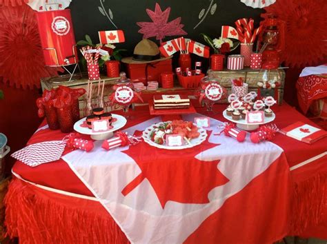 O Canada! | CatchMyParty.com Event Planning Board, Canada Day Crafts, Canada Day Party, Ale ...