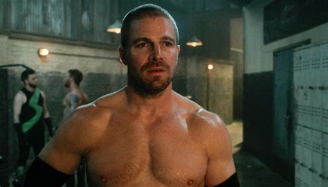 Stephen Amell attempts to clarify comments calling actors' strike ...