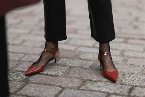 8 Business Casual Shoes That Go With Everything