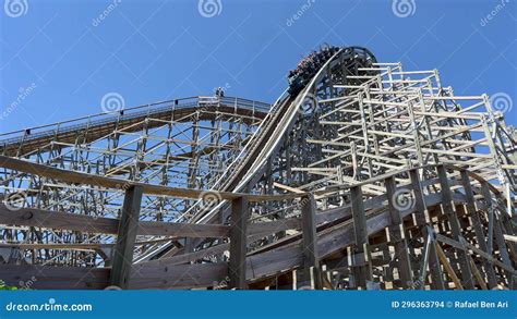 Sea World S Leviathan Roller Coaster Ride Stock Footage - Video of ...