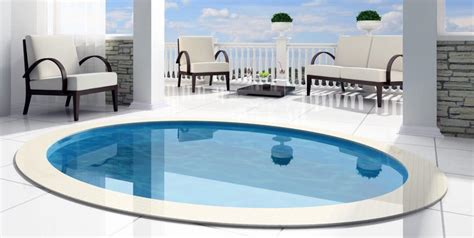 What Is a Plunge Pool? Should You Get One? (9 Pros and Cons)