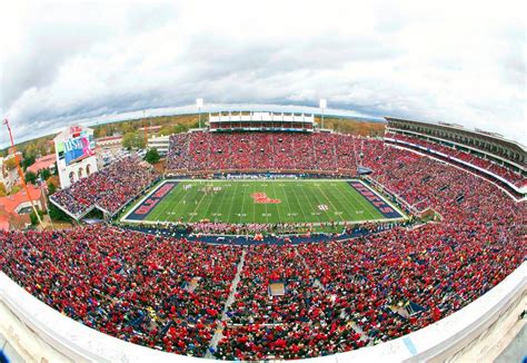 Oxford Stories: The Unseen Side of Ole Miss Game Day - HottyToddy.com