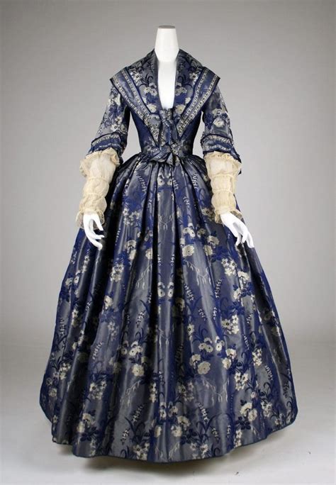 England, 1840s | Historical dresses, Vintage dresses, 19th century fashion