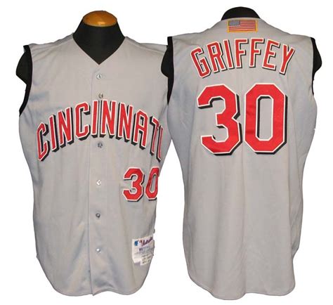 cincinnati reds sleeveless jersey