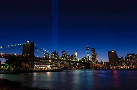 Brooklyn Bridge Night | Brooklyn bridge, Bridges architecture, Scenic