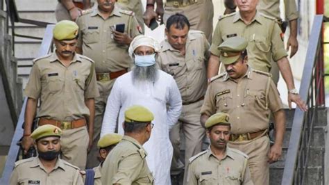 Ghaziabad court announces death penalty to terrorist convicted in 2006 Varanasi serial blasts ...