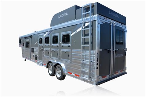 America's #1 Sold Living Quarters Horse Trailer | Lakota Horse Trailers » Home – Charger Edition ...