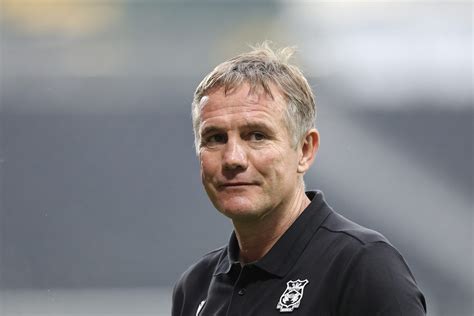 Phil Parkinson sets out Wrexham's free agent transfer stance after Jack Marriott injury - The ...