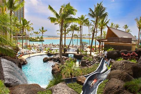 Hawaii's Most Amazing Hotel Pools