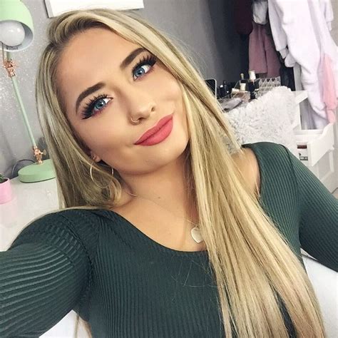 See this Instagram photo by @saffronbarker • 65k likes Glam Makeup Look, Makeup Looks, Saffron ...