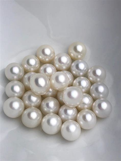 11mm White South Sea Loose Pearls, Round, 11mm - 11.9mm, AAA Quality