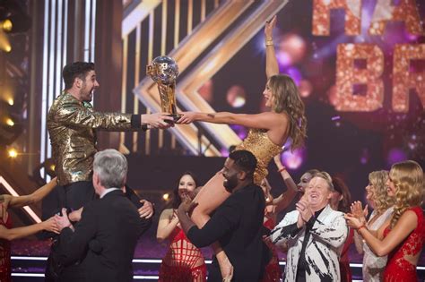 Dancing With the Stars Season 28 Winner | POPSUGAR Entertainment Photo 15