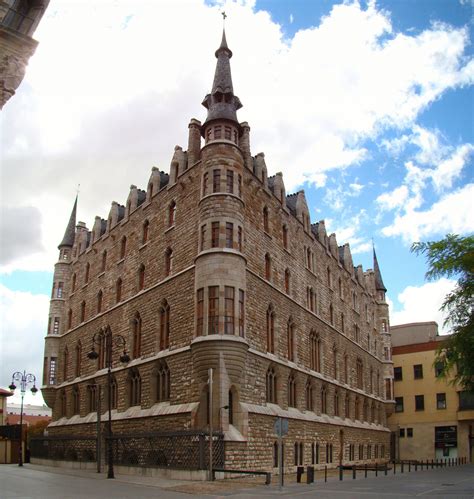 15 Most Beautiful Attractions in León, Spain That You Must Visit - Framey