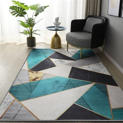 LUXURY GEOMETRIC PRINTED CARPETS Introducing our stunning geometric printed carpet, a perfect ...