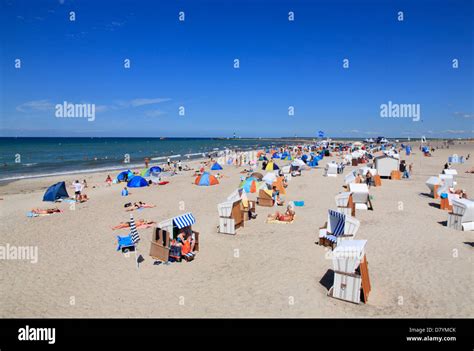 Beach in Warnemünde, Rostock, Mecklenburg, Germany Stock Photo - Alamy