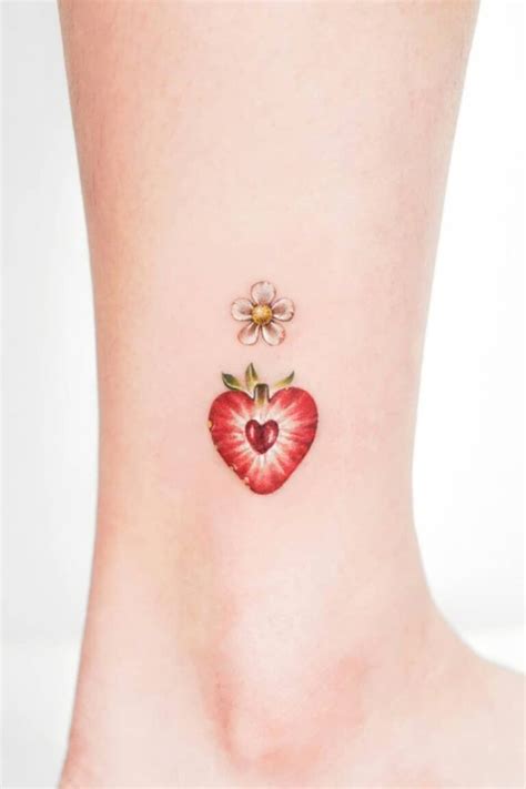 37 Best Strawberry Tattoo Ideas