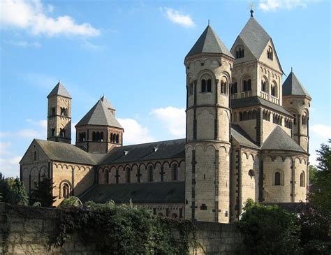 Romanesque architecture - Wikipedia in 2020 | Architecture history, Romanesque art, Gothic ...