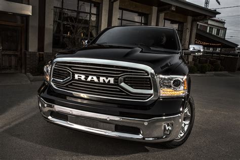 2015 Dodge Ram 1500 Laramie Limited - HD Pictures @ carsinvasion.com