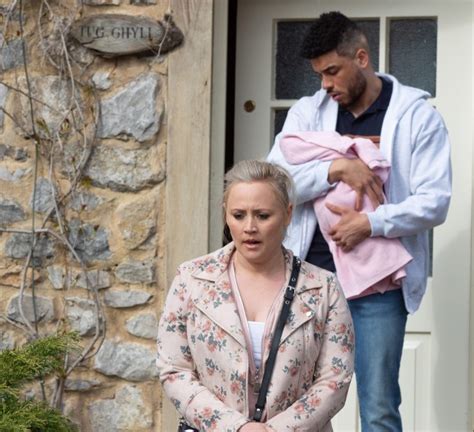 Emmerdale spoilers: Tracy terrified she will hurt baby Frankie | Soaps | Metro News