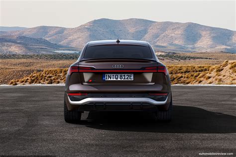 Audi Q8 Sportback e-tron quattro (2024) - pictures & information