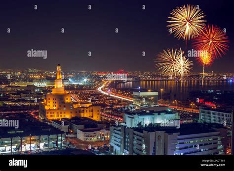 Fireworks on Qatar National day in Doha Stock Photo - Alamy