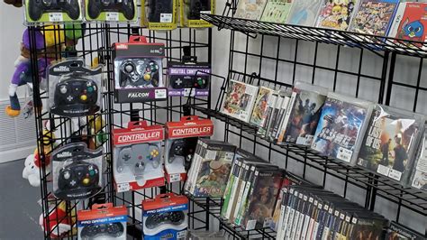 Red Panda Games offers Nintendo, PlayStation, Xbox games on Navy Blvd