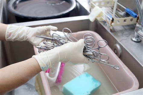 5 Significant Methods For Cleaning Surgical Instruments - Healthwire