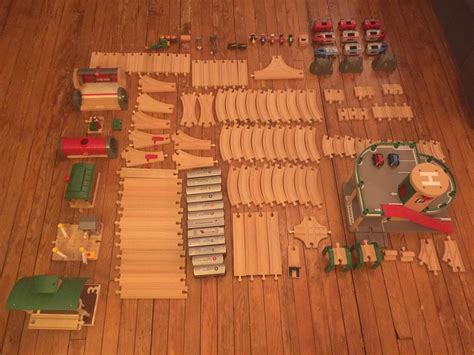 BRIO wooden train set Lot 100+ pieces -Engines car, Car Garage, NYC ...