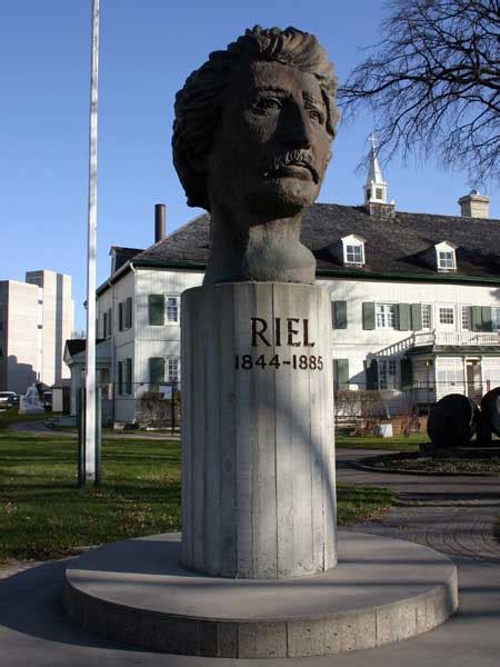 Historic Sites of Manitoba: Louis Riel Statue (494 Avenue Tache, Winnipeg)