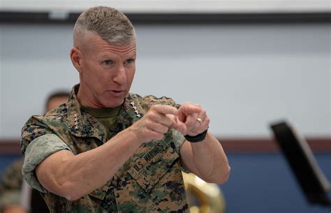 Gen. Eric Smith Resumes Full Duties After Recovering from Cardiac Arrest - USNI News