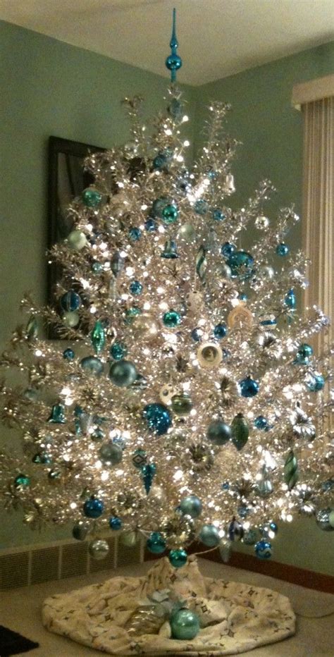 20+ Vintage Silver Tinsel Christmas Tree