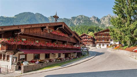 Holidays in Alpbach – Welcome to Tirol's most scenic village