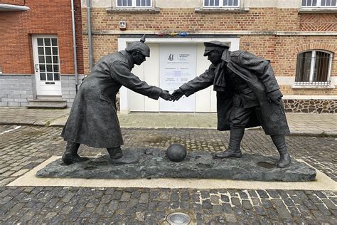 Monument Christmas Truce Mesen - Mesen - TracesOfWar.nl