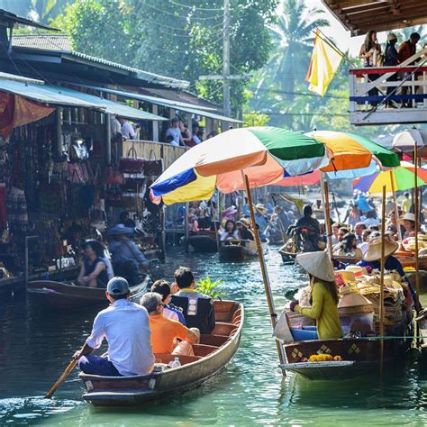 damnoen floating market bangkok - Travel Off Path