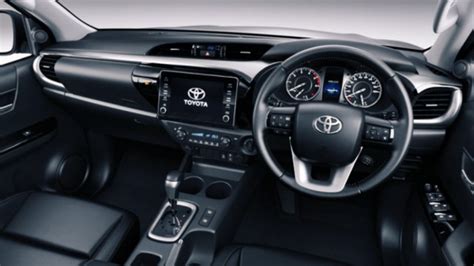 Toyota Hilux 2023 Interior