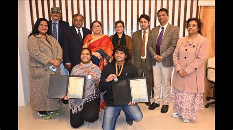 Lucknow University felicitates its best sportspersons who won gold in ...