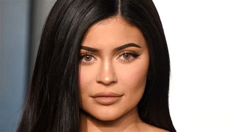 Kylie Jenner Revealed Her Favorite Makeup Look of 2020 | Allure