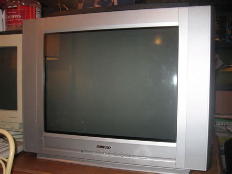 Old TV Front | 20 inch flat screen (not flat panel) Tube bas… | Flickr