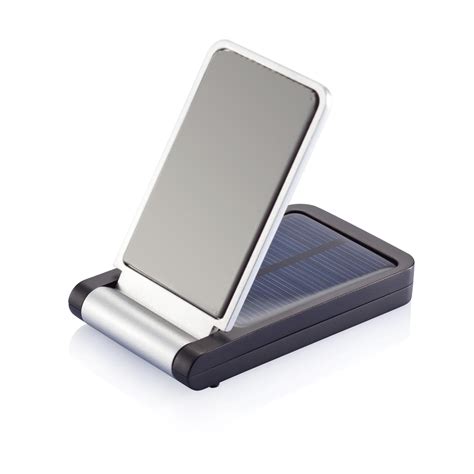 Wallet Solar Charger - XD Design - Touch of Modern