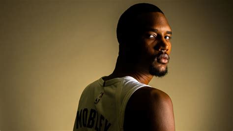 Evan Mobley shows promising progress as he recovers from injury - Basketball Network - Your ...