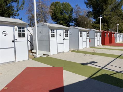 First Tiny Home Community Opens In LA, With 75 Beds For Unhoused ...